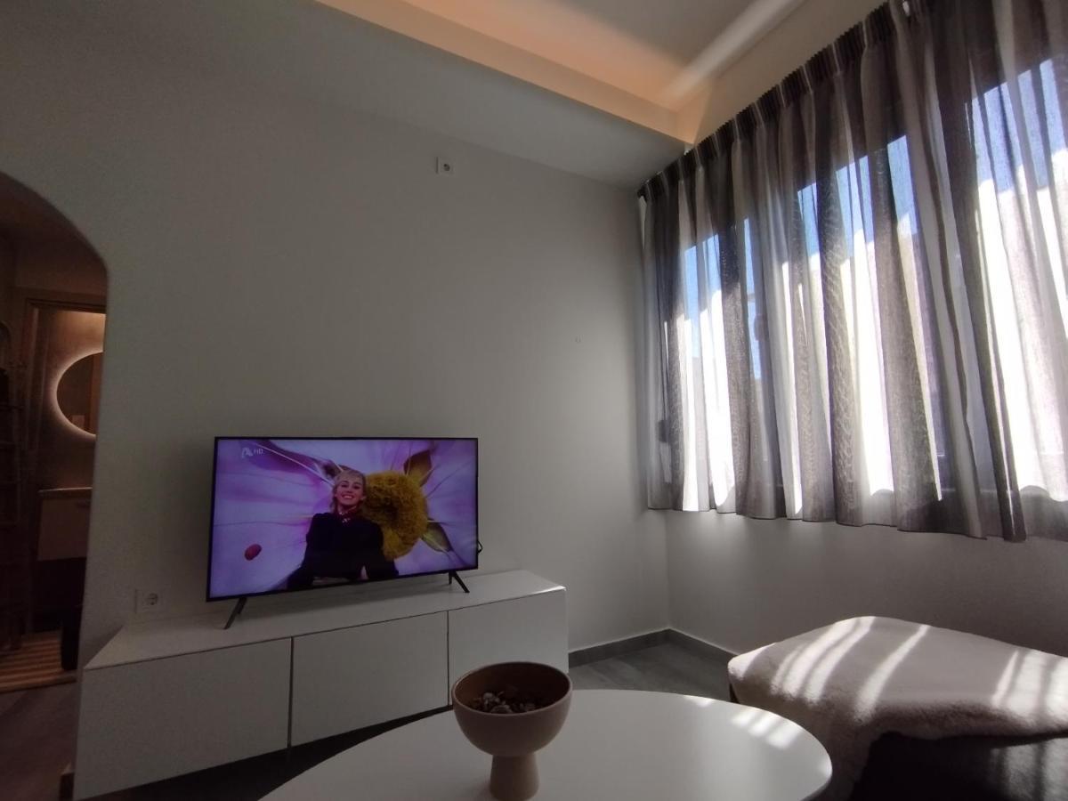 Jason'S Centre Apartment Volos Exterior photo